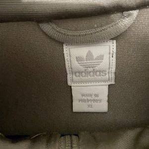 Adidas sweater